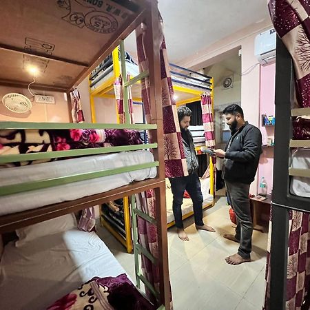 Baba'S Rishikesh Hostel Eksteriør bilde